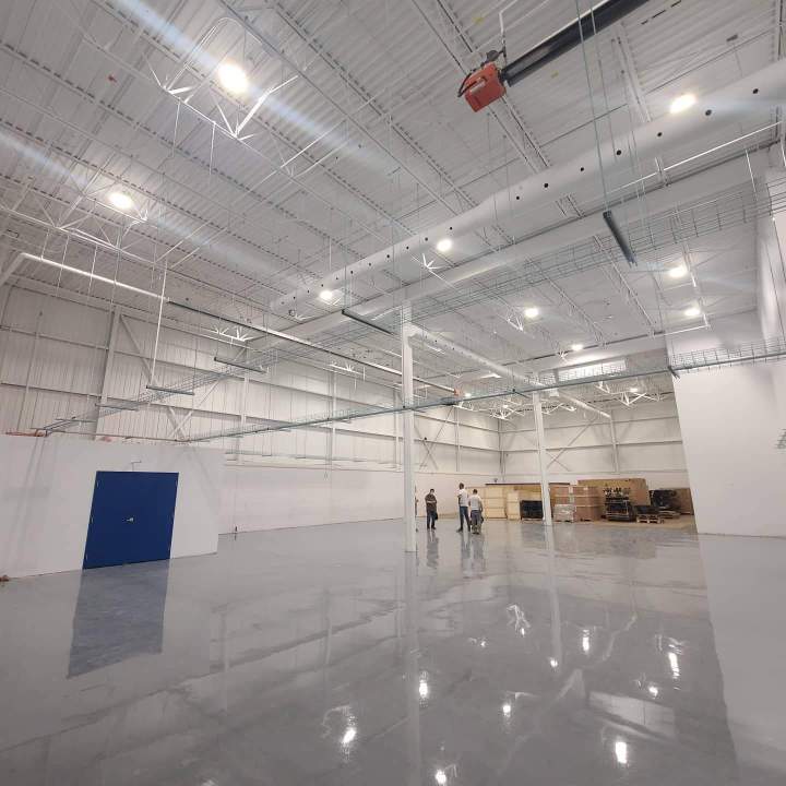 Installation éclairage commercial Montréal