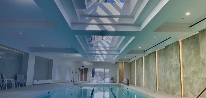 Système d’éclairage piscine Montréal